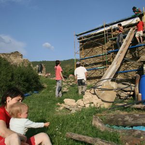 Ecoaldea Sieso de Jaca, pueblo de Huesca (España).